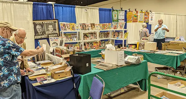 Papermania Plus Show